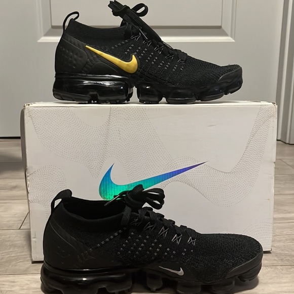 Nike Vapormax Flyknit 2 - Picture 2 of 16